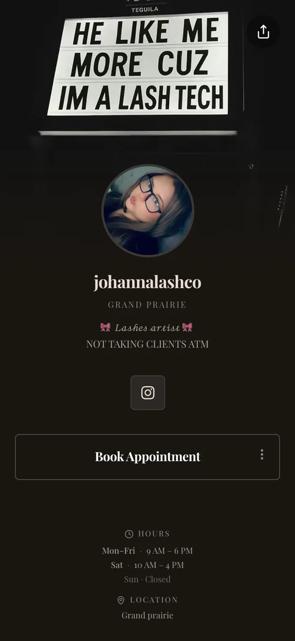 johannalashco, a real Besmi booking page
